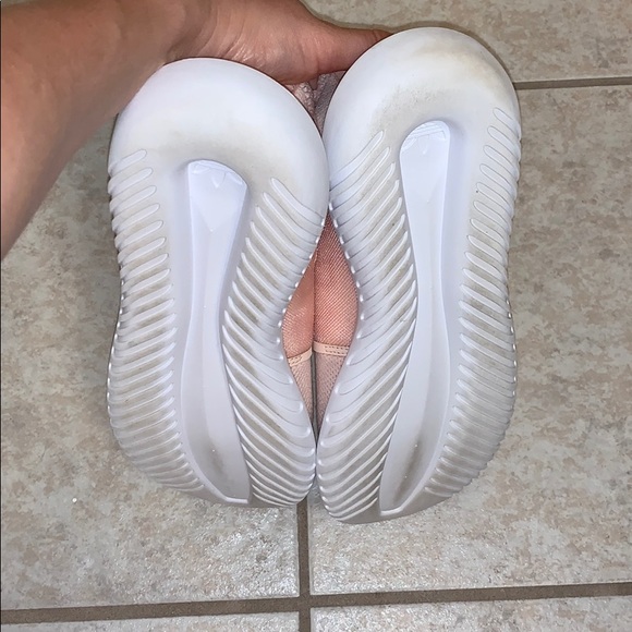 Adidas sneakers shoes tubular viral pink size 7.5 - Picture 4 of 4